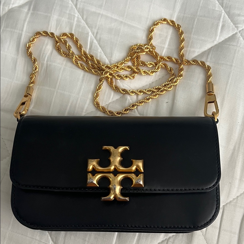 Tory Burch Black Crossbody Bag with Gold Chain. 
Model: Eleanor phone